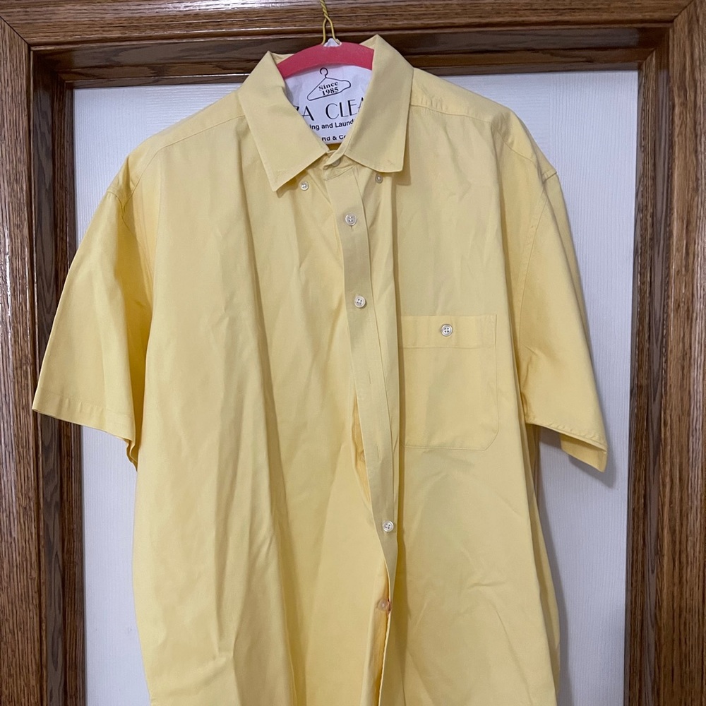 2 shirts one yellow one red plaid 2XL Short sleeves